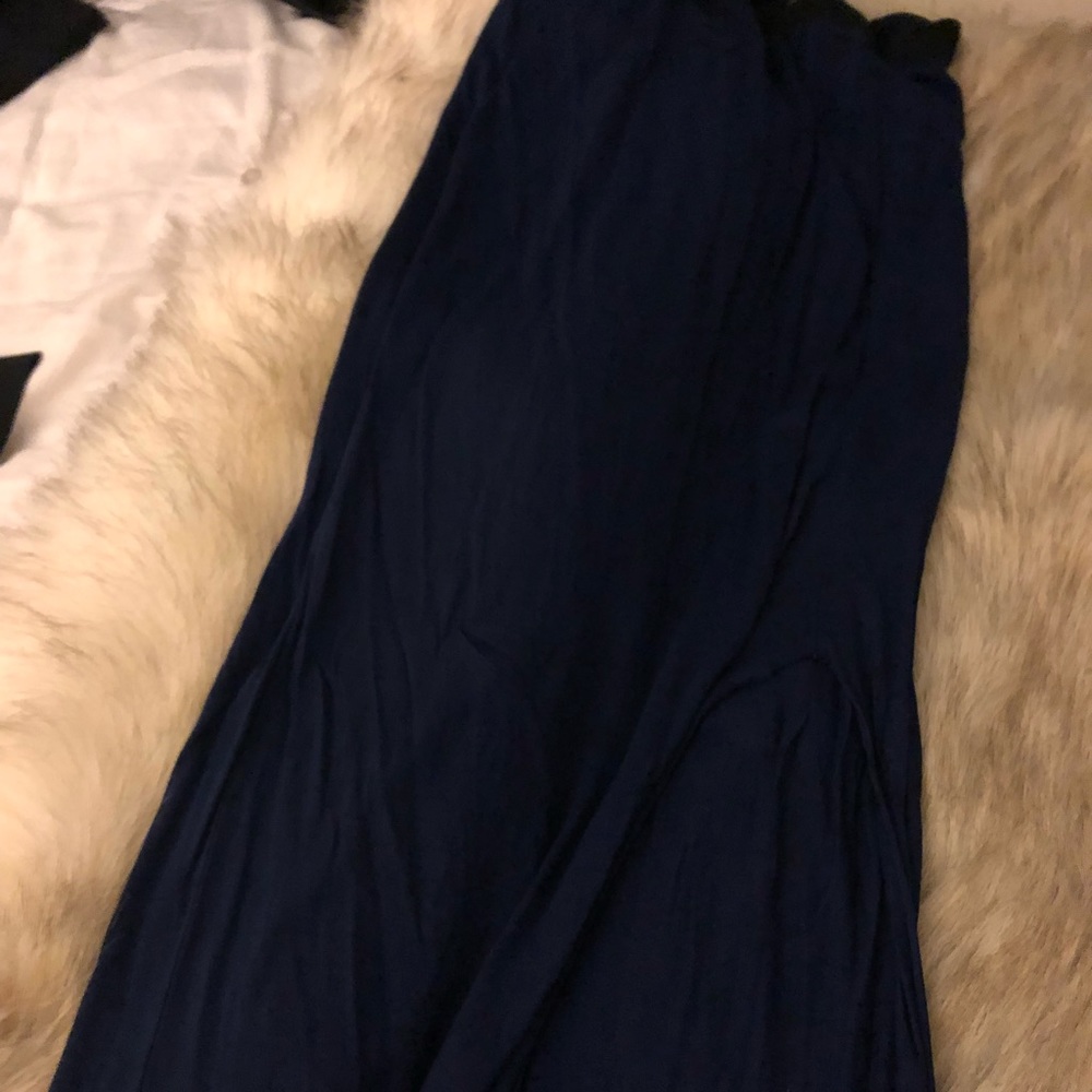 body-con maxi skirt with slit